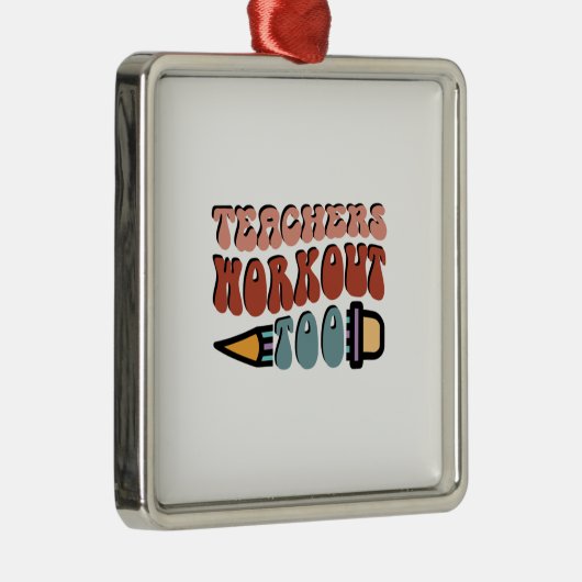 Leerkrachten werken ook metalen ornament (Rechts)