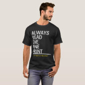 Lees altijd de aankondiging van de fijne afdruk t-shirt (Voorkant volledig)