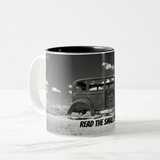 Lees de Small Print Rusty Old Car Coffee Mok (Voorkant links)