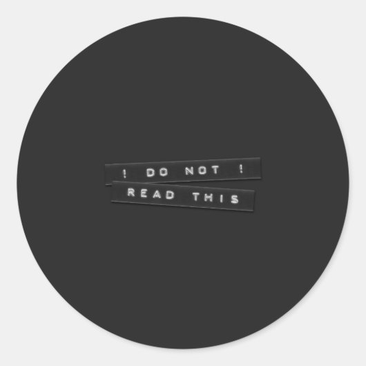 Lees deze in reliëf gemaakte labels niet door (Voorkant)