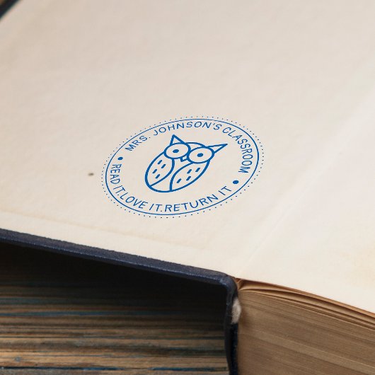 Lees het liefje en geef het terug in de hoop  zelfinktende stempel