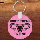 Lees me niet aan als feministe Pro Choice Sleutelhanger (Voorkant)