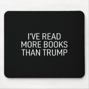 Lees meer boeken dan Trump Muismat