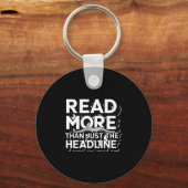 Lees Meer Dan Alleen De Kop Funny Quote Slogan Sleutelhanger (Voorkant)
