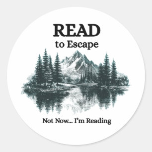 Lees om te Ontsnappen - Nu Even Niet Sticker