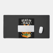 Lees rustig uit grappig Halloween-boek Bureaumat (Keyboard & Muis)