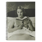 Leesboek vrouw notitieboek (Voorkant)
