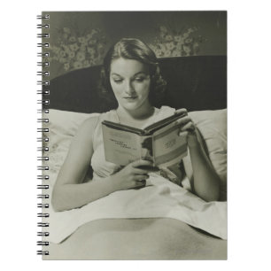 Leesboek vrouw notitieboek
