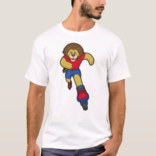 Leeuw als Skater met gealigneerde schaatsen T-shirt
