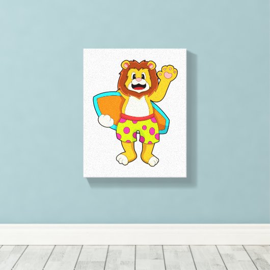 Leeuw als Surfer met surfboard Canvas Afdruk (Insitu (Houten vloer))