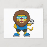 Leeuw als voetballer met voetbal