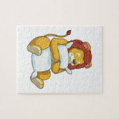 Leeuw bij het slapen met een piloot legpuzzel (Horizontaal)