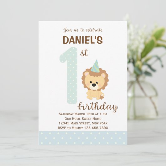 Leeuw eerste verjaardag uitnodiging (blauw) (Staand voorkant)