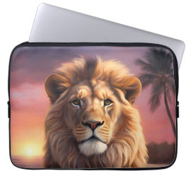 Leeuw op het strand laptop sleeve