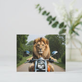 Leeuw op motor feestdagenkaart (Staand voorkant)