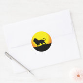 Leeuw Silhouet Tegen de Zon Ronde Sticker (Envelop)
