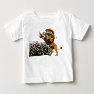 Leeuw Tuinman Snoeit Roze Rozenstruik 3D Illustrat