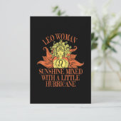 Leeuw Vrouw Zodiac Juli Augustus Geboortedatum Kaart (Staand voorkant)