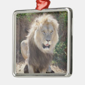 Leeuw zittend op de rotsen metalen ornament (Links)