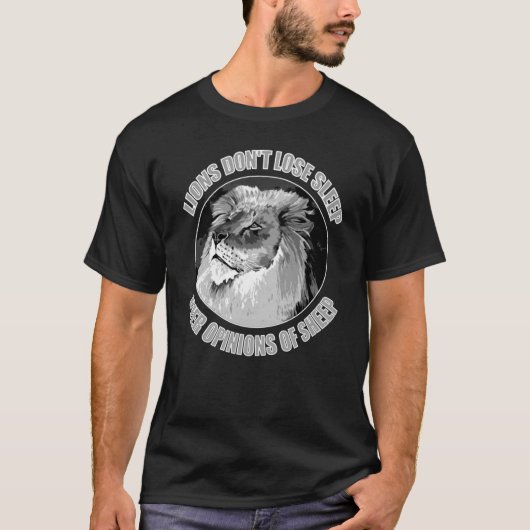 Leeuwen verliezen niet de mening van schaap t-shirt (Voorkant)