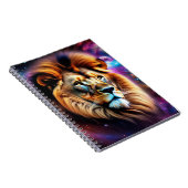 Leeuwenkop tussen kleurrijke wervelende sterrenste notitieboek (Rechterzijde)