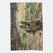 Leg je baby op een handdoek. theedoek (Verticaal)