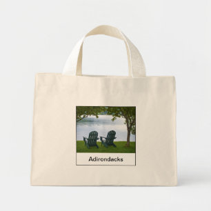 Lege Adirondack Chairs tegenover een meer in NY, V Mini Tote Bag