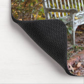 Lege bankstoel op bosmaaimap muismat (Hoek)