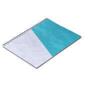 Lege grijze vloer naast pool notitieboek (Linkerzijde)