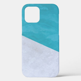 Lege grijze vloer naast zwembad iPhone 12 hoesje