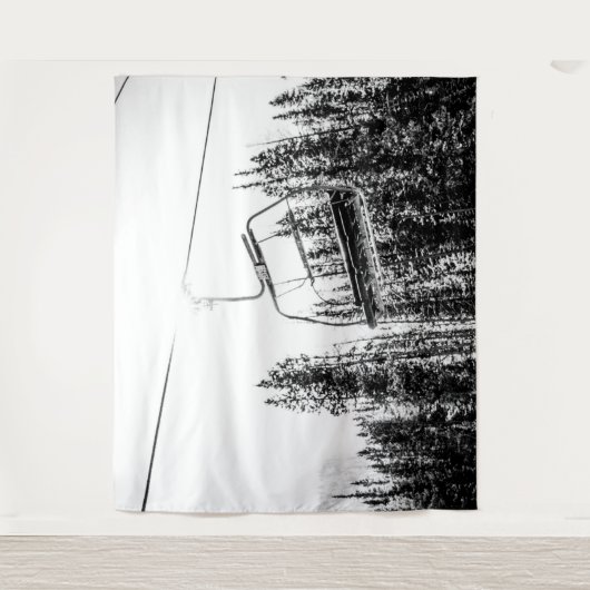 Lege skilift // Zwarte en Witte winter Wandkleed (Voorkant)