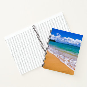 Lege strand en blauwe wateren notitieboek