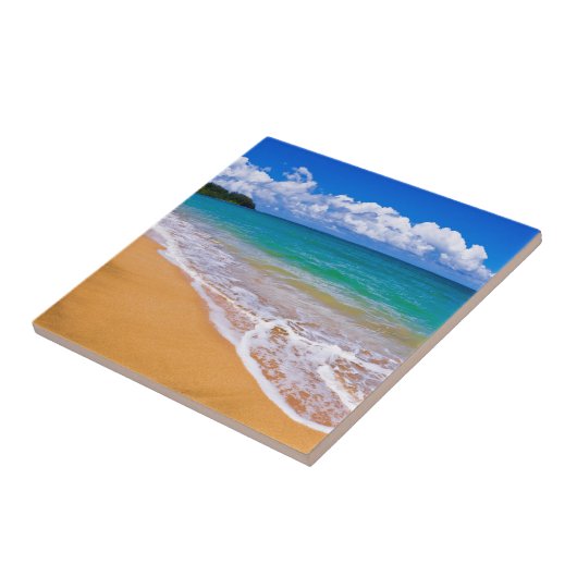 Lege strand en blauwe wateren tegeltje (Zijkant)