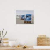 lege strandstoelen op het strand poster (Keuken)