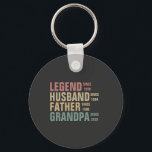 Legend Husband vader opa Birthday Sleutelhanger<br><div class="desc">Pas dit geweldige Retro  Birthday Idea aan en verhoog uw familielid</div>