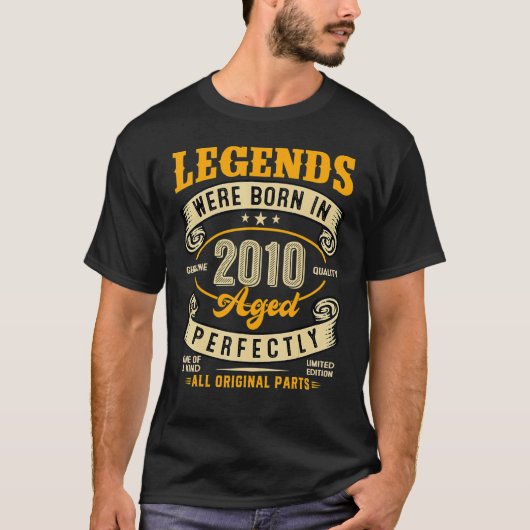 Legenda werd in 2010 13e verjaardag 12 jaar oud t-shirt (Voorkant)