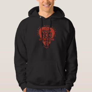 Legenda werd in augustus 1933 in Guitar geboren Hoodie