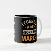 Legenda wordt in maart geboren tweekleurige koffiemok (Voorkant rechts)