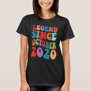 Legende sinds 2020 in Birthday Retro V T-shirt