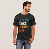 Legende Sinds Augustus 2010 13e Voor T-shirt (Voorkant volledig)