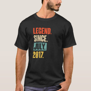 Legende sinds juli 2017 5 jaar oud op de vijfde ve t-shirt