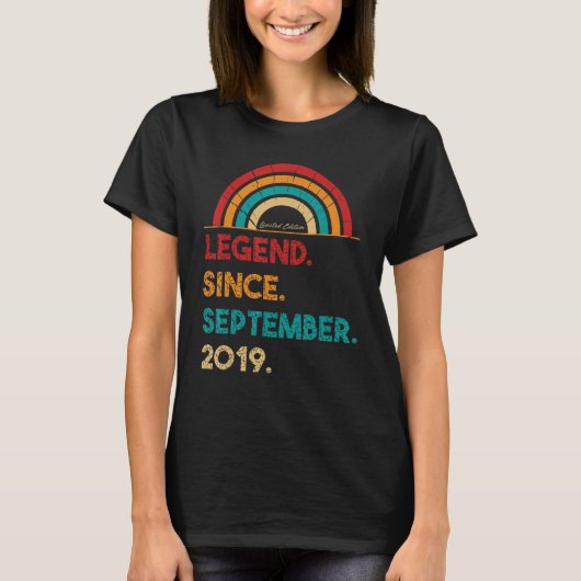 Legende sinds september 2019 3e verjaardag geboren t-shirt (Voorkant)