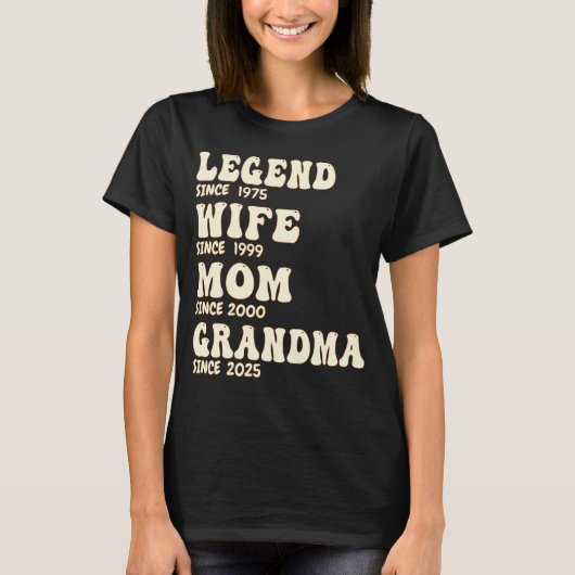 Legende Vrouw Moeder Oma Custom Sinds Jaren Groovy T-shirt (Voorkant)