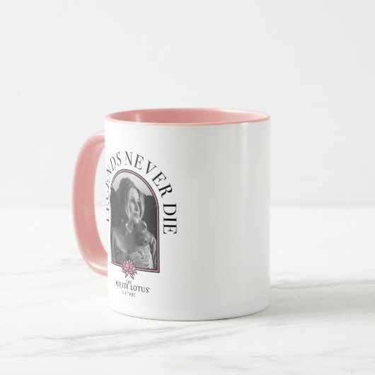 Legends Never Die - De Witte Lotus Mok (Voorkant links)