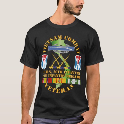 Leger - Vietnam Combat Vet - CIB - DUI w T-shirt (Voorkant)