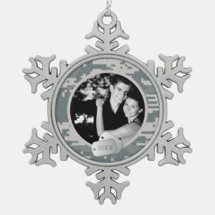 Legeracu's en honden kerstmis tin sneeuwvlok ornament