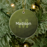 Legergroen geometrisch maaspatroon Monogram Cerami Keramisch Ornament<br><div class="desc">Legergroen donker ombre geometrisch maaspatroon Monogram Keramische kerstboom Ornament. Monogram Personaliseer met uw aangepaste initiaal en naam. Driehoek geometrisch gaas met licht donker Leger groen ombre gradiënt modern ontwerp.</div>