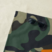Legergroen Oranje Naam Camo Strandlaken (In situ)