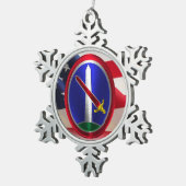 Legermilitair district Washington Keepslag Tin Sneeuwvlok Ornament (Rechts)