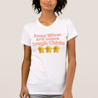 Legervrouwen zijn een stevige kip t-shirt